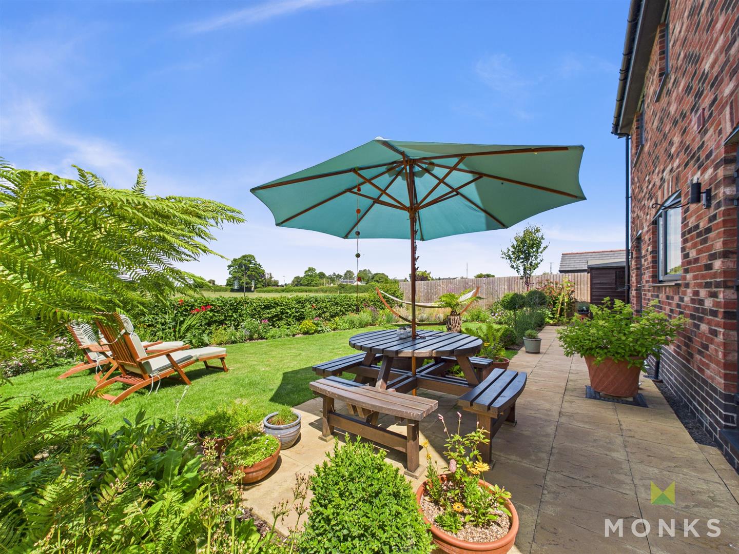 3 Hornbeam Close, Oswestry, SY11 3FL For Sale